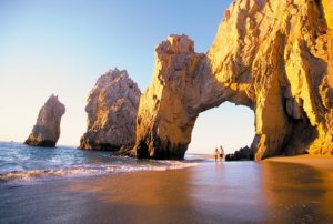 walk throug the Playa del Amor, in Los Cabos