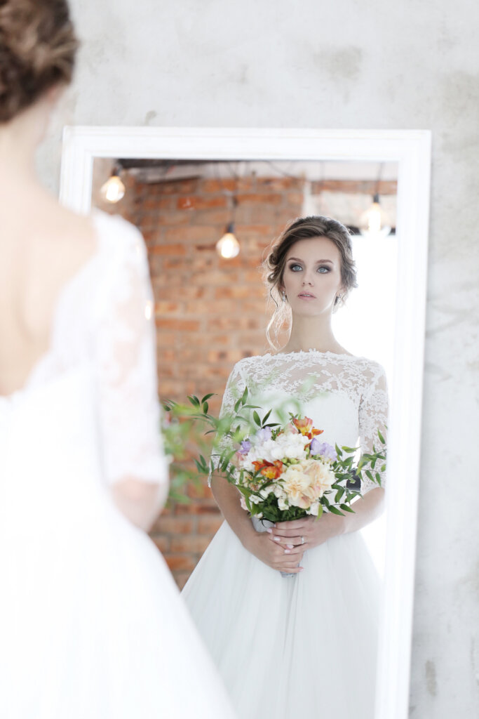 full-lenght mirror in Bridal Suite